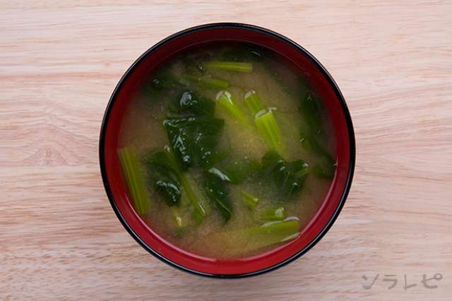 定番味噌汁シリーズ小松菜の味噌汁のレシピ 健康レシピと献立のソラレピ