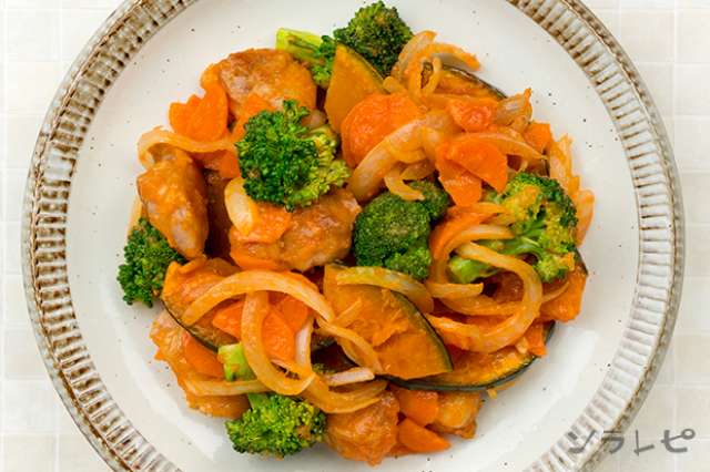野菜が苦手でも食べやすい 鶏とかぼちゃのオーロラ炒めのレシピ 健康レシピと献立のソラレピ