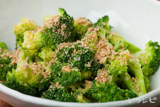 ブロッコリーのマヨ酢味噌和え