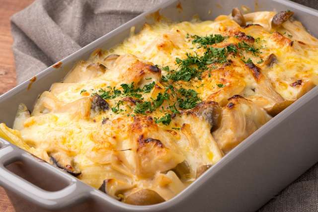 寒い日にぴったり鶏肉とキノコのグラタンのレシピ 健康レシピと献立のソラレピ