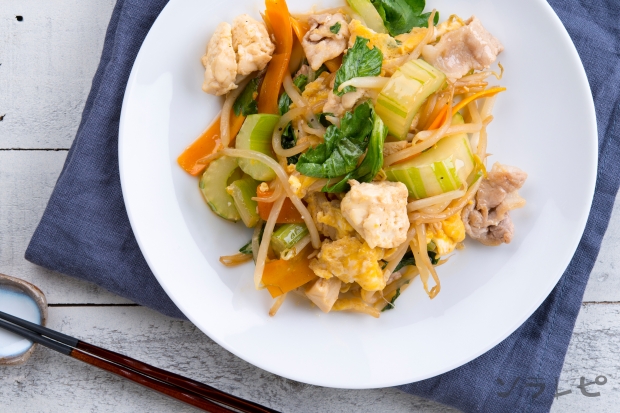 セロリチャンプル