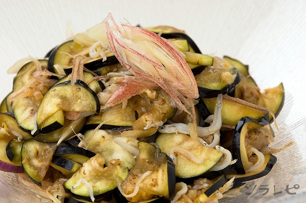 ナスとみょうがのゴマじゃこ和え