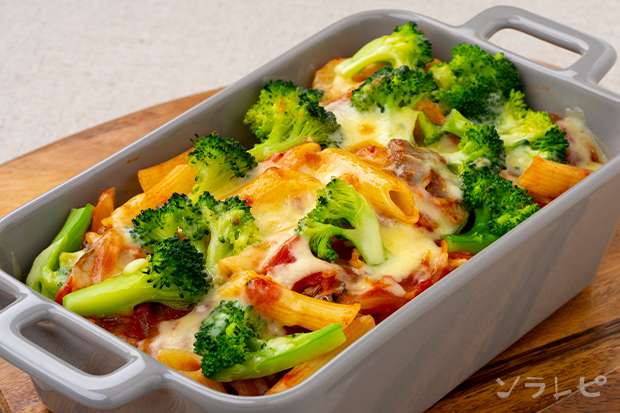 サバDEトマトグラタン