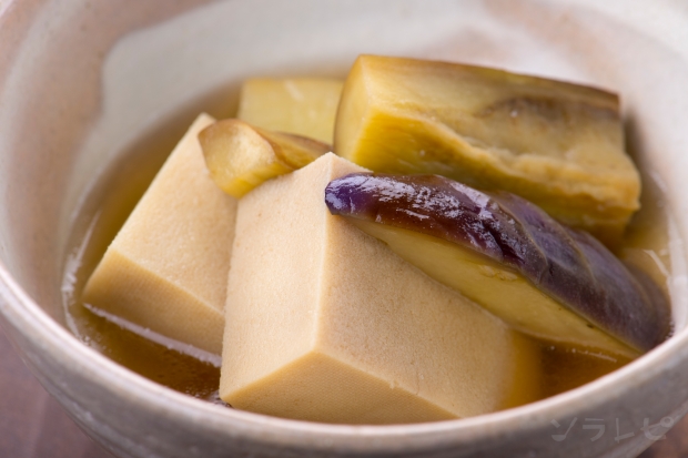 揚げなすと高野豆腐の煮物