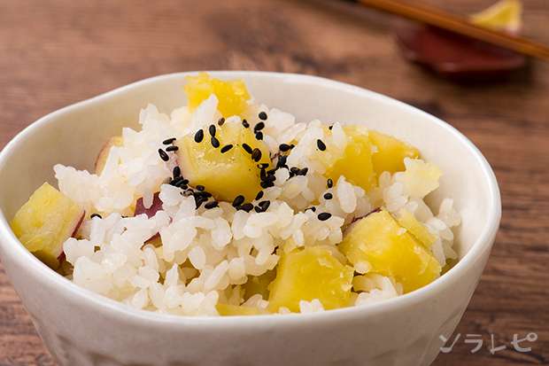 サツマイモごはん