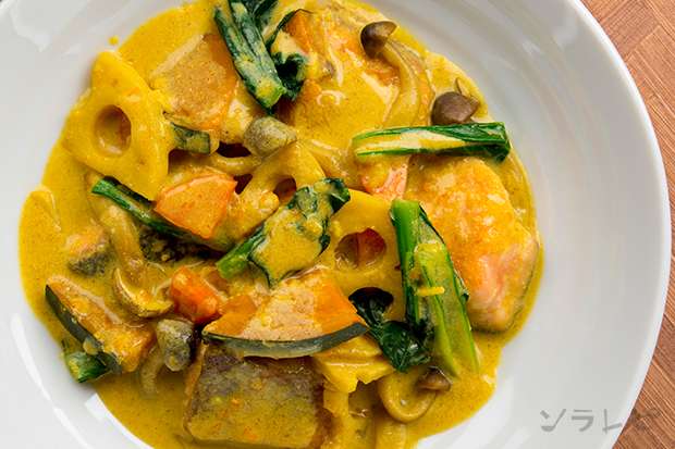 鮭と野菜のカレー風煮込み_main2