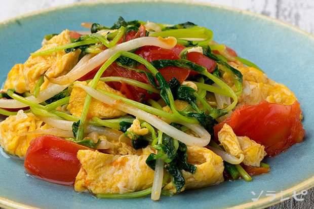 豆苗とトマトのソテー