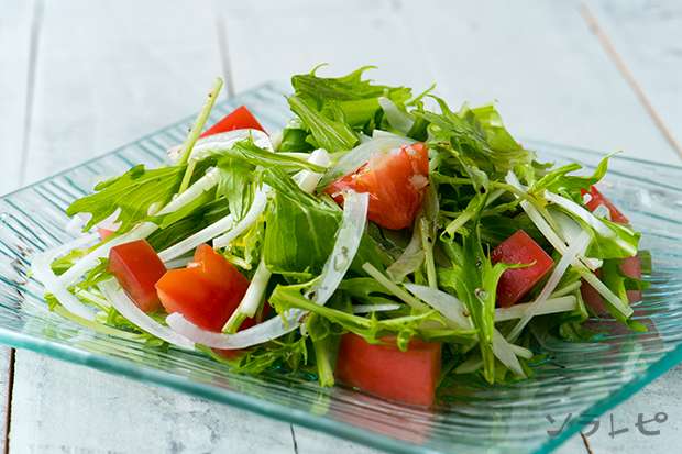 水菜とトマトのサラダ