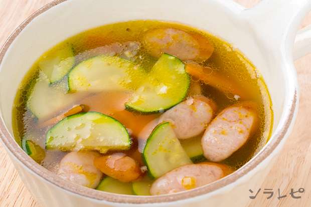 ズッキーニのニンニクスープ