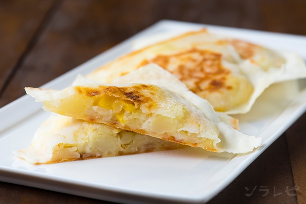 コーンポテト包み