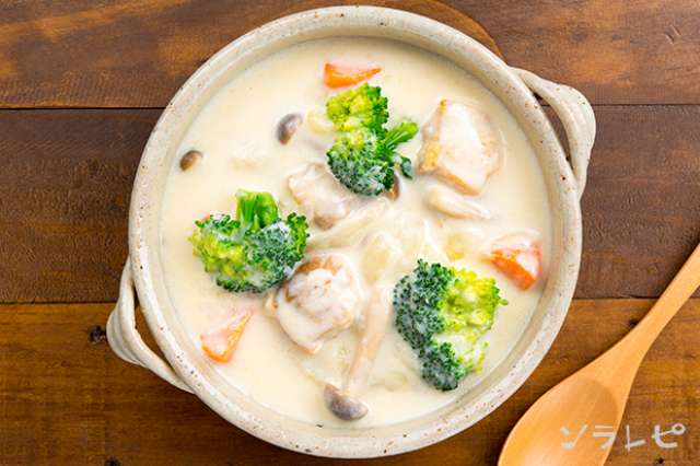 お餅のとろみお餅のクリームシチューのレシピ 健康レシピと献立のソラレピ