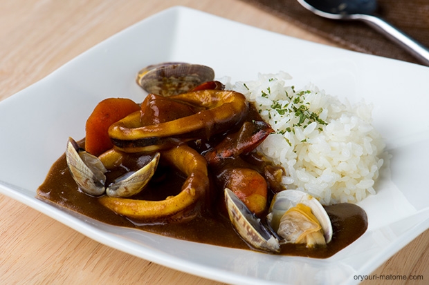 お店みたいなシーフードカレー